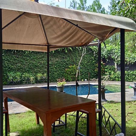 Villa Gathering Yuni Syahla Citaringgul Exteriér fotografie