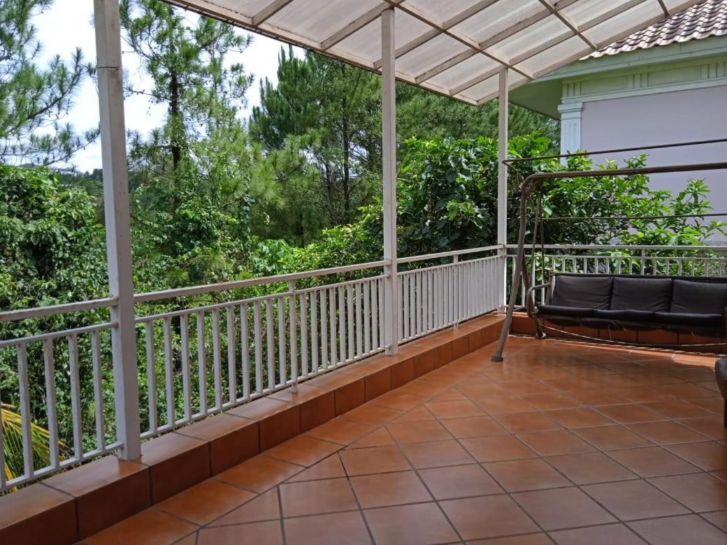 Villa Gathering Yuni Syahla Citaringgul Exteriér fotografie